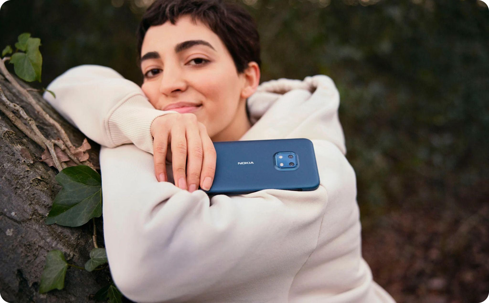 HMD connectivity products